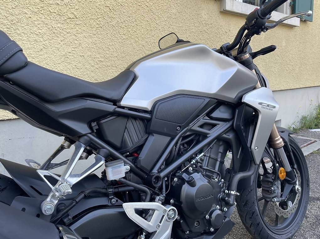 Honda Strada: Honda CB 300R (35kw) – Usato da Bern venduto da JANZB. 3