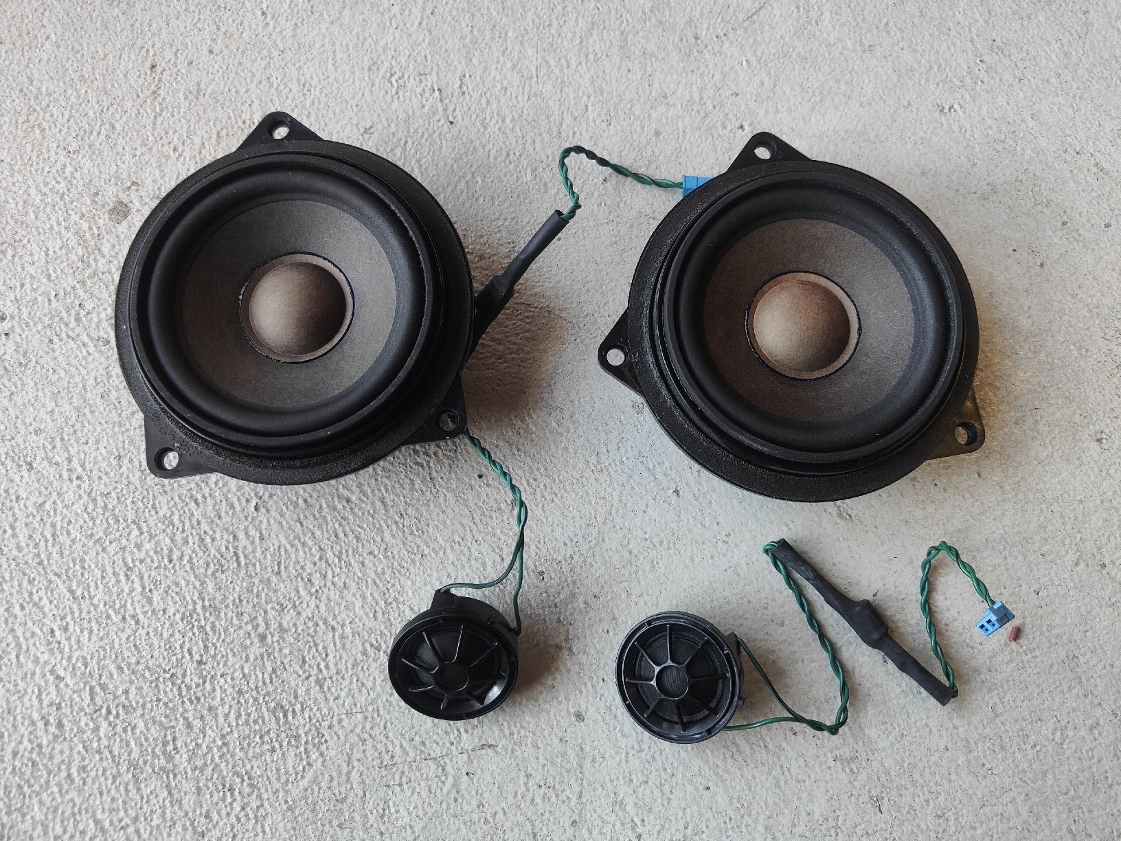 Lautsprecher: Original BMW F11 Lautsprecher Set – Gebraucht aus Wil SG von Freaktaler1893