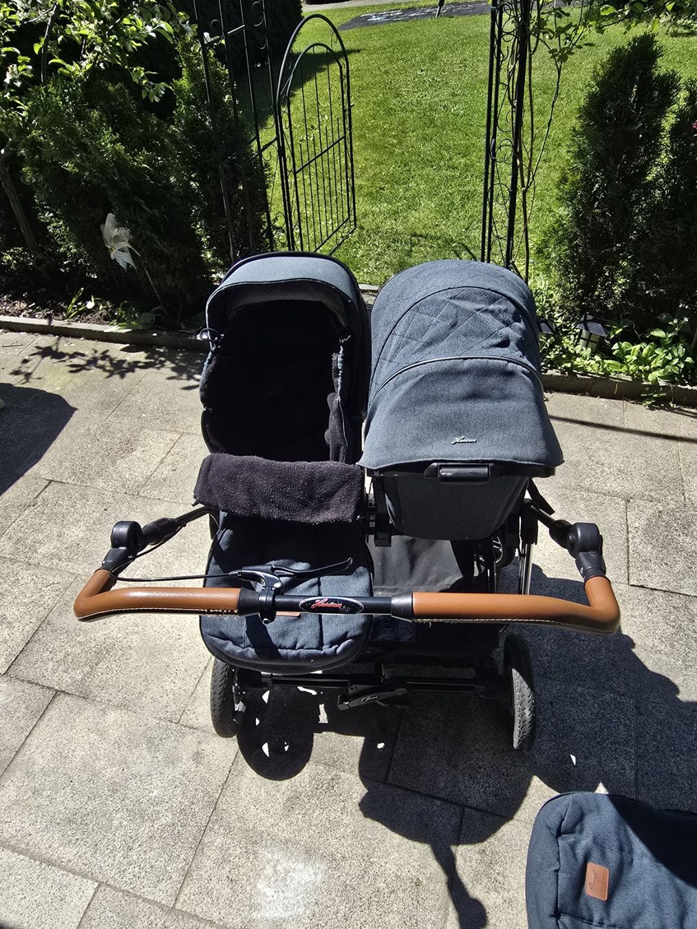 Hartan Kinderwagen: Zwillingskinderwagen Hartan Two Select – Gebraucht aus Schwyz von sim_8whg 5