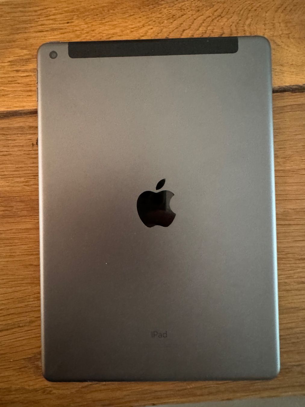 Apple Tablet PC: Apple iPad 8 Generation – Difettoso da Adliswil venduto da Busys 1