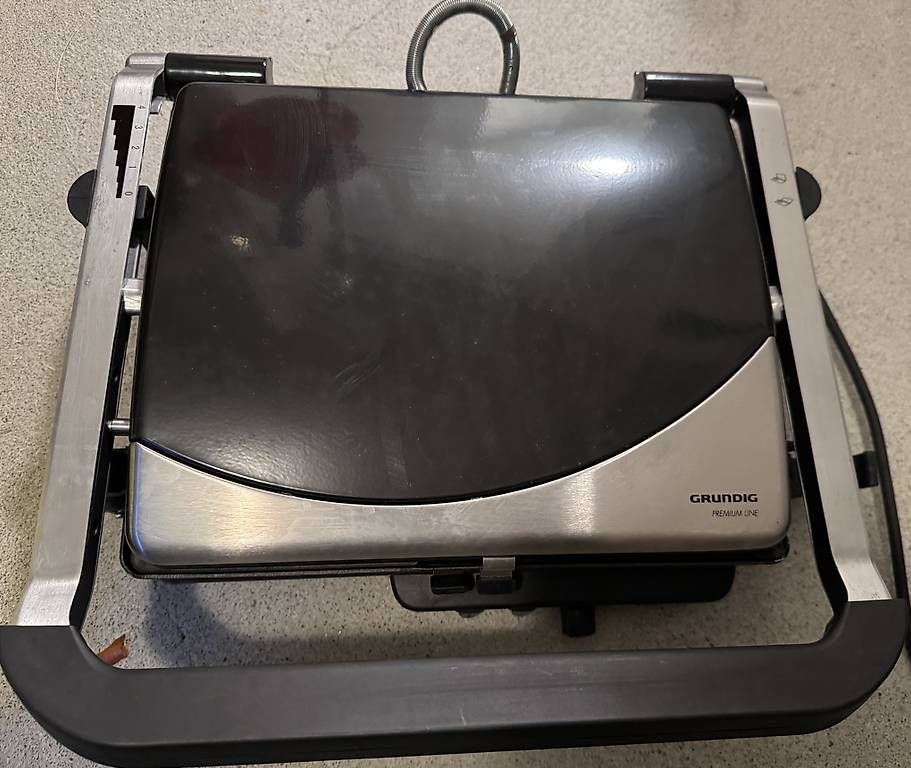 Griglie: TischGrill_ bistecchiera Grundig  – Usato da Eggersriet venduto da Gio_Mag_Stucki 2