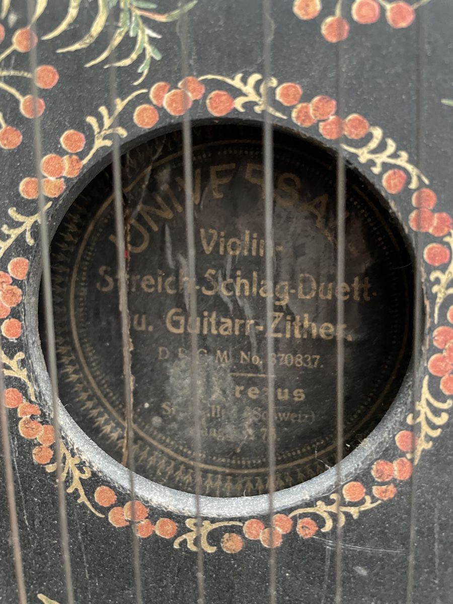 Musikinstrumente: Zither – Gebraucht aus Chur von Tobina 2