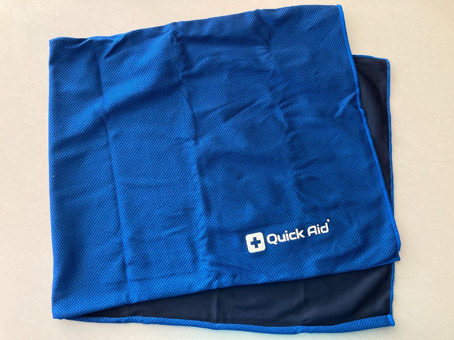 Teli da bagno: Quick Aid | Fresh Ice Towel 34x80cm – Nuovo e nell'imballaggio originale da Obfelden venduto da miau68 2