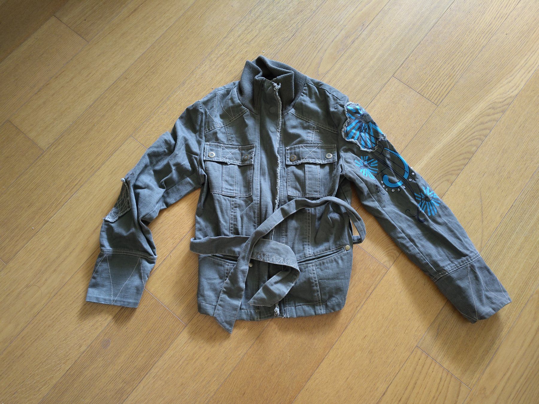 Vestes: Damen Jacke Grösse 40 – D'occasion à Bern par Cassiopeia-72