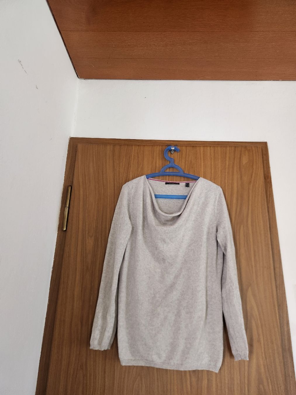 Esprit Pulls & Sweat-shirts: Pull Esprit Cachemire Taille XL  – D'occasion à Niedergösgen par Eva2410