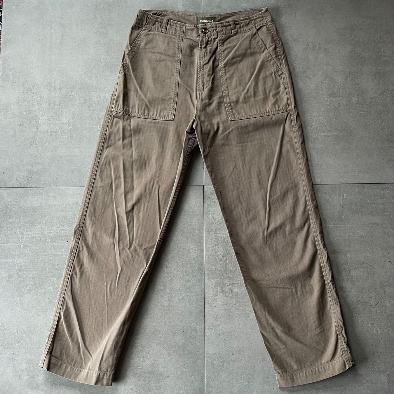 Pantaloni: 2000s Magnus Ronning Everyday Uniform Pants – Usato da Bern venduto da shoprestoredvintage