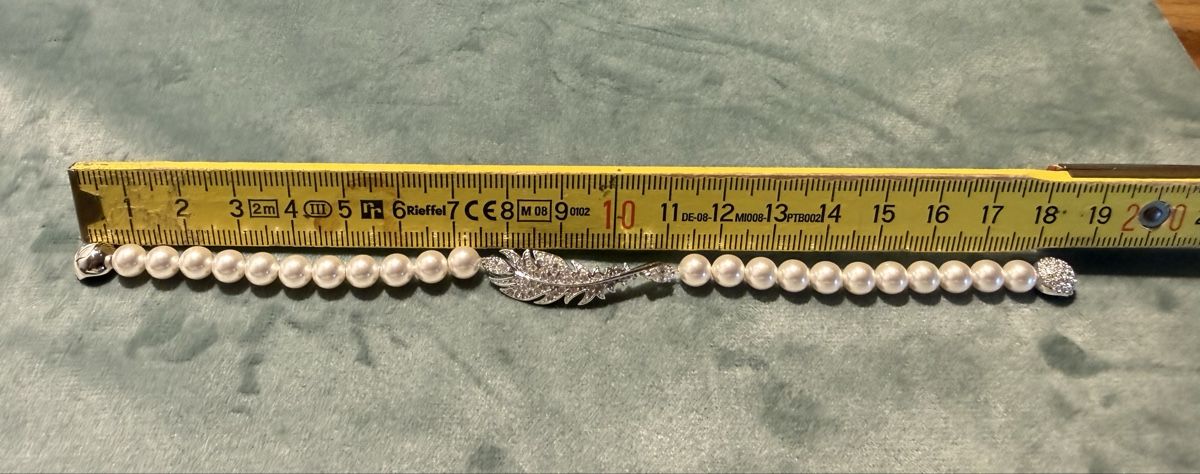 Swarovski Bracciali & Braccialetti: Swarovski Perlen/Feder Armband – Nuovo (secondo la descrizione) da Wildberg venduto da TradeMe 2