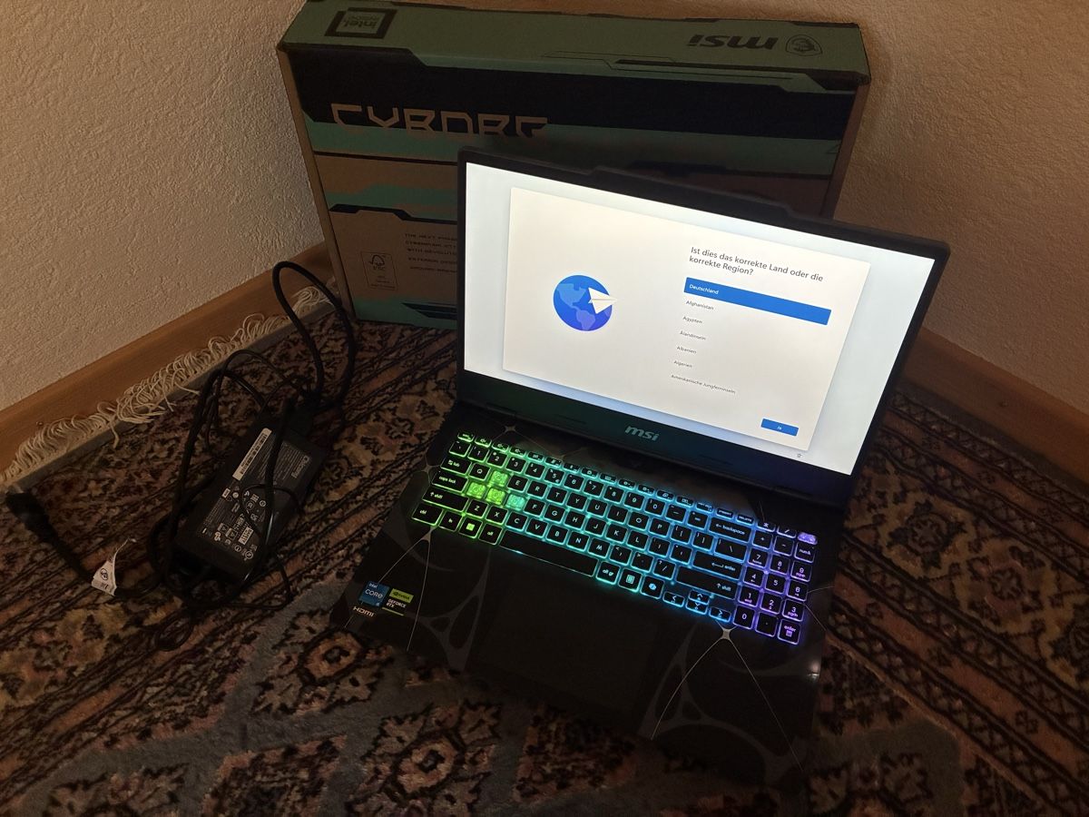 MSI Notebook: MSI Cyborg | RTX5060 | Gaming Laptop – Nuovo (secondo la descrizione) da Tann venduto da Flowerfield 1