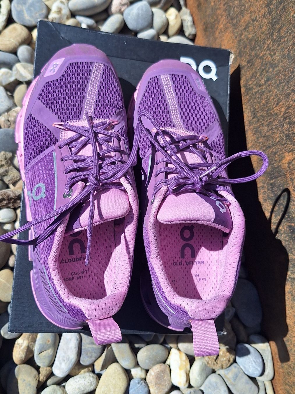 On Scarpe da donna: ON Schuhe – Usato da Selzach venduto da Stony17 4