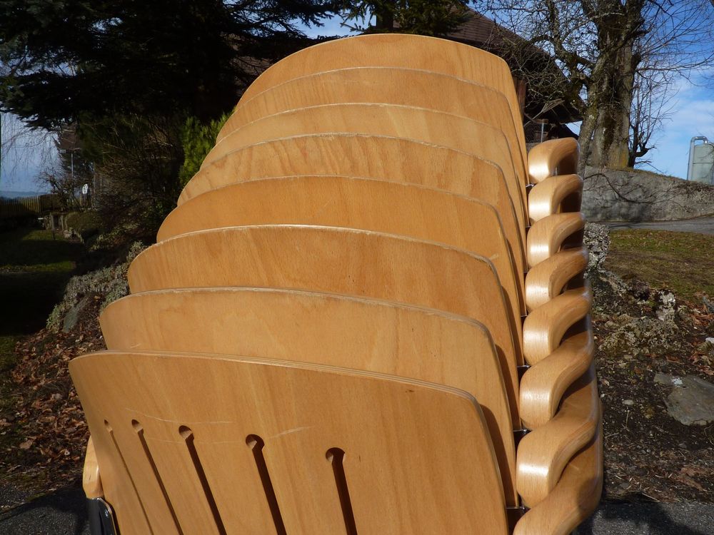 9 Stühle Holzstühle Seminarstühle Stapelstühle mit Armlehne 10