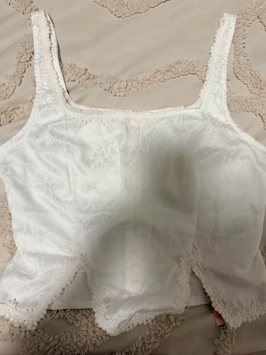 Top: Weisse top , Neu, ungetragen, Grösse M – Nuovo e nell'imballaggio originale da Buchs SG venduto da hai_str6 1