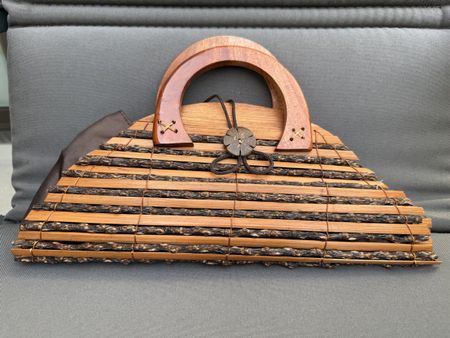 Tasche aus Holz
