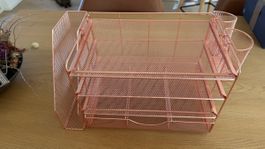 Büro Organizer aus Metall Roségold/Kupfer – Ablage mit Stift