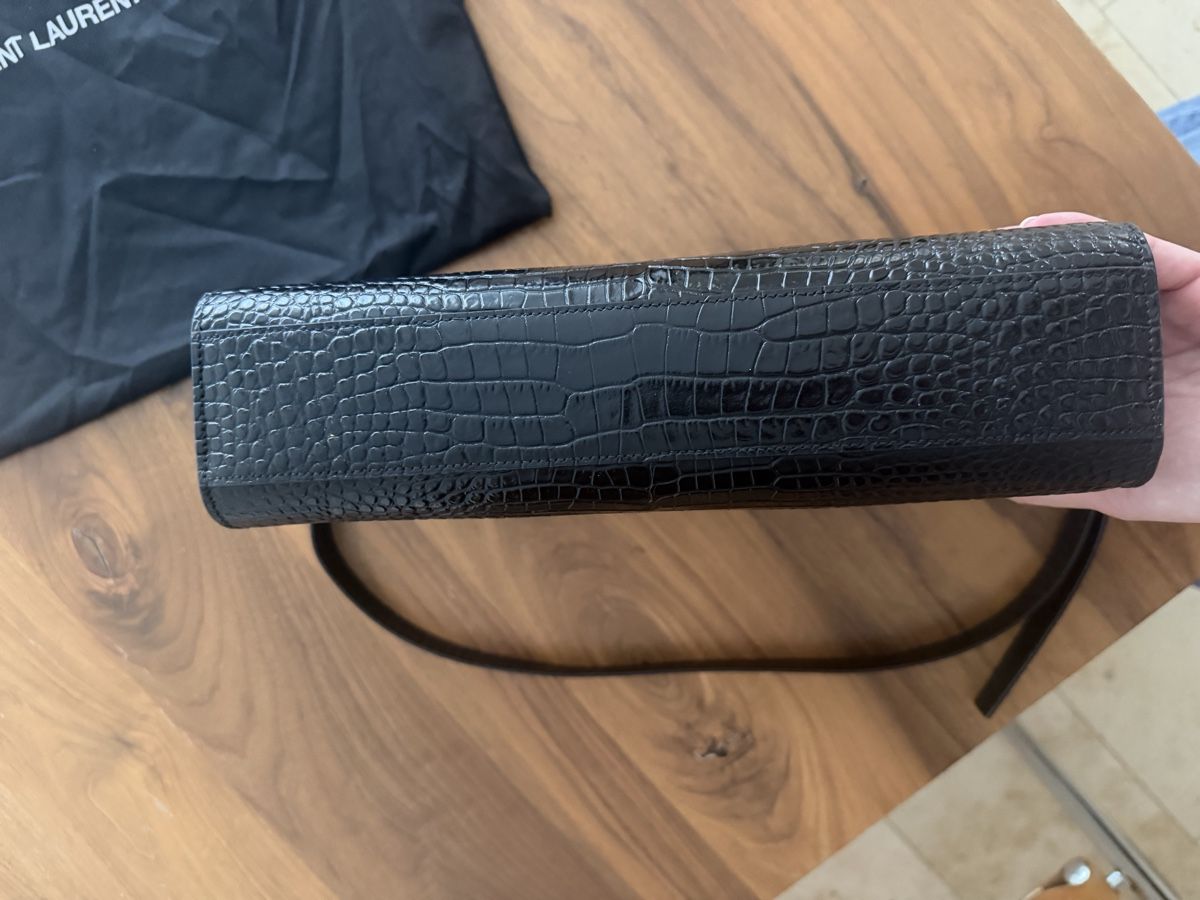 Saint Laurent Sacs femmes: Saint Laurent - Manhattan bag Medium – D'occasion à zürich par Treasure1415 7