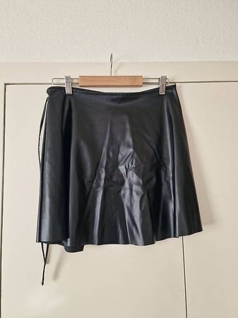 Wickelrock aus Kunstleder - Grösse 38