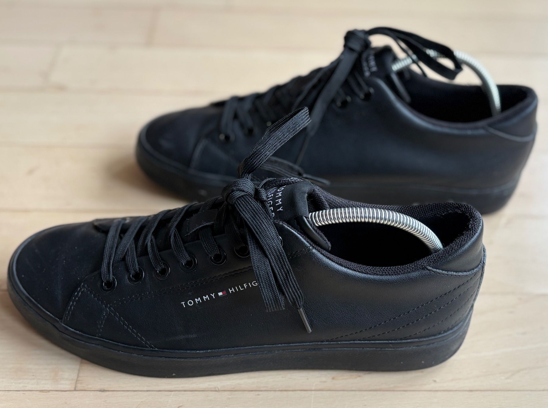 Tommy Hilfiger Scarpe da donna: Sneakers: Tommy Hilfiger (40) – Usato da Lausanne venduto da ValeMerky 2
