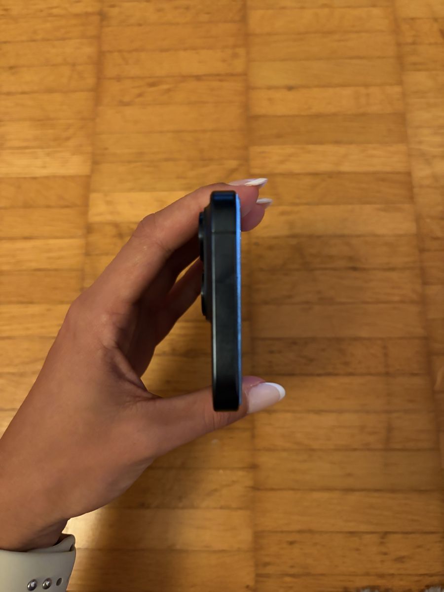 Apple Telefoni cellulari / Smartphones: IPHONE 15 PRO BLUE TITANIUM 128 GB – Usato da Hinwil venduto da sally_21 5