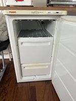 Congelatore dimensioni h100xL50xP50