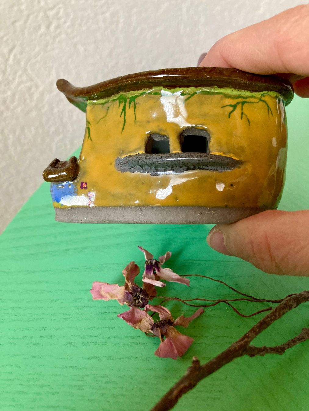 Tutte le decorazioni: Petite maison en grès céramique - pièce unique - Artisanat – Nuovo (secondo la descrizione) da Chézard-St-Martin venduto da timogabychou 6