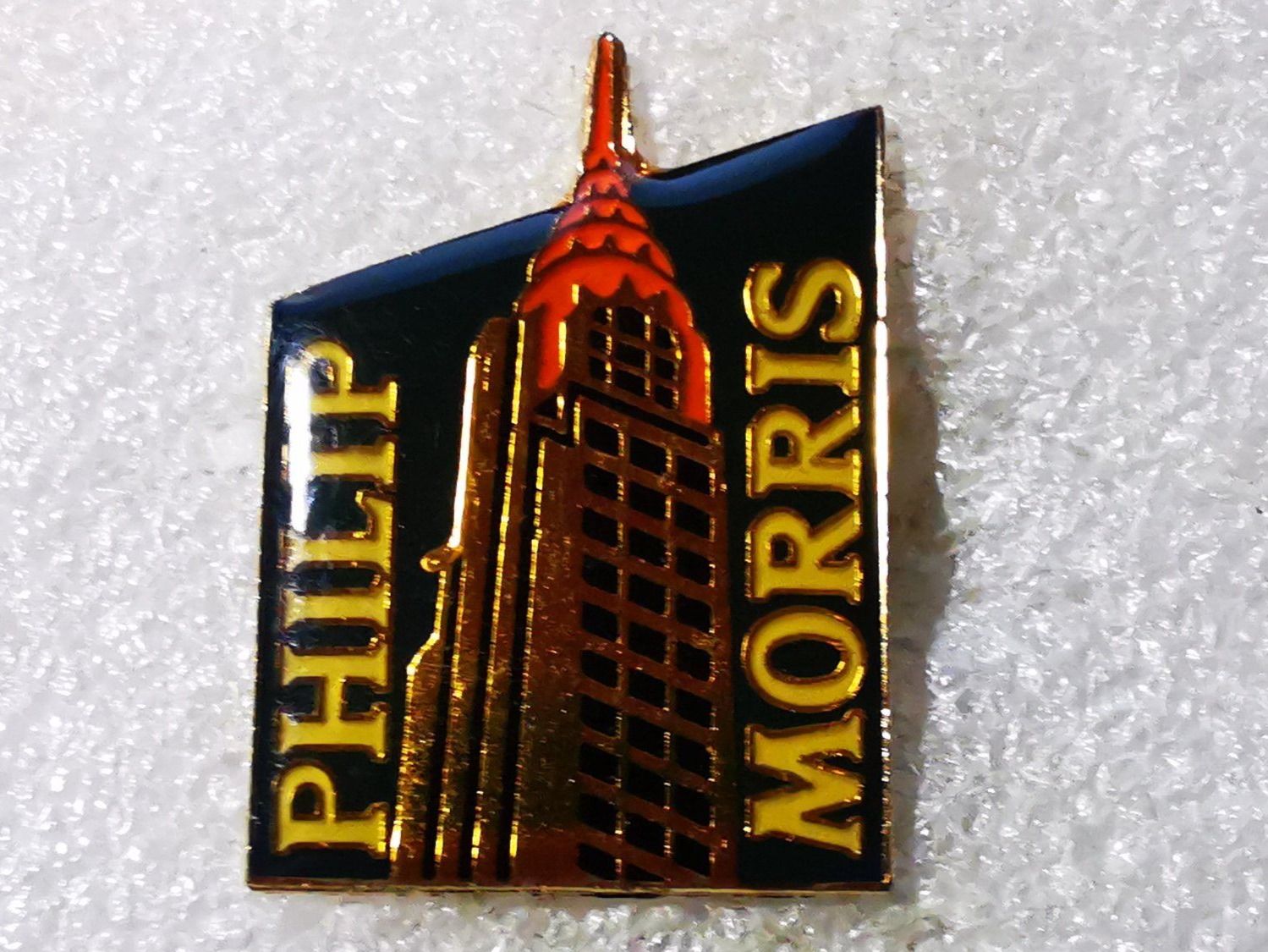 Placchette & Badge: Ansteckpin 56: Phillip Morris – Usato da Oppligen venduto da Pin-Fall-Shop