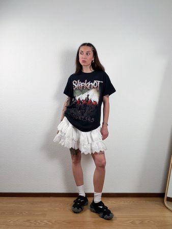 Weisses Rueche Röckli mit Stickerei Grösse S