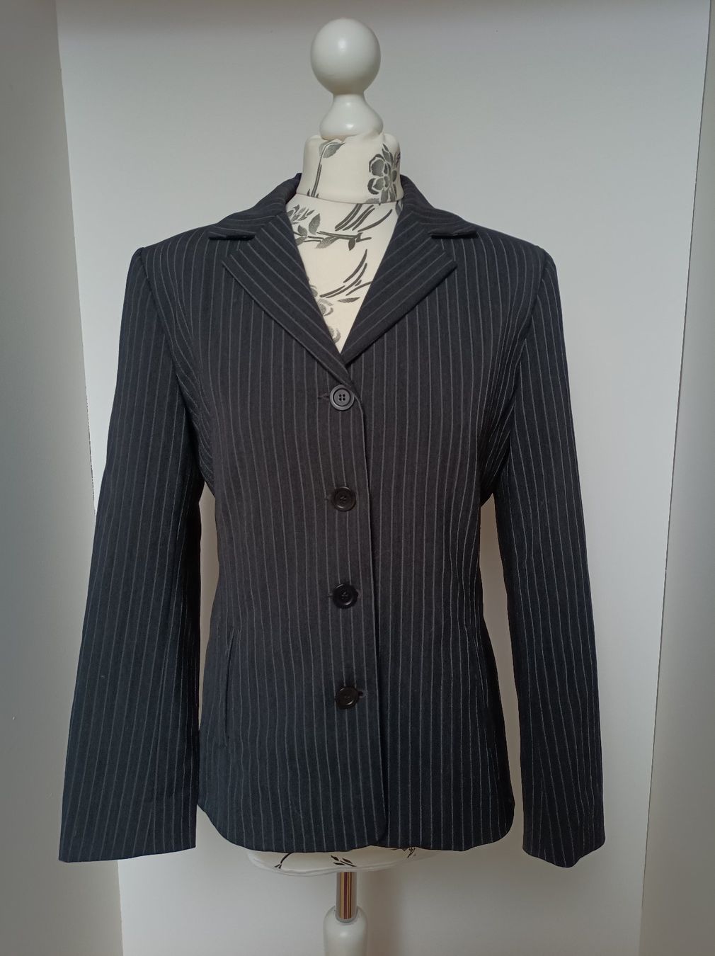 Giacche: Leichter Blazer von "Dimension" mit Nadelstreifen – Usato da Peccia venduto da LillyMarie98