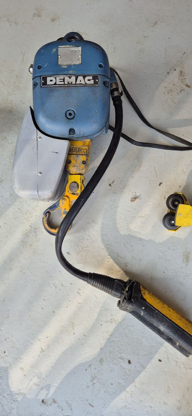 Demag Mehrzweckzüge: Palan Demag 500kg – Gebraucht aus Berlens von ETE68