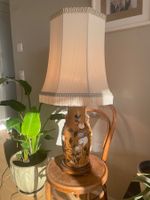 Vintage Lampe, Keramikfuss mit Blumemuster, Top Zustand!