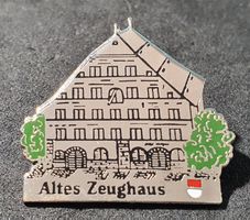 Y683 - Pin Kanton Solothurn Altes Zeughaus  Nr. 385/500