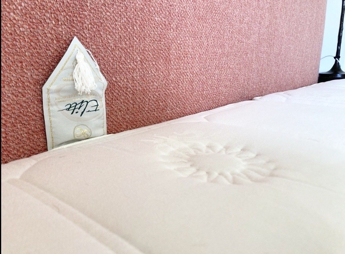Betten: ELITE VERSAILLES Schweizer Luxus-Boxspringbett aus 2021 – Gebraucht aus Wettingen von rog_fhz5 4