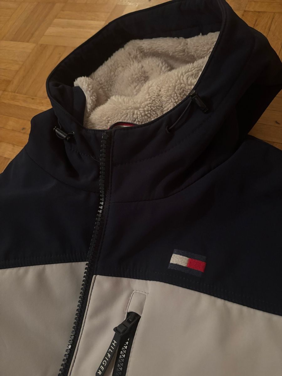 Tommy Hilfiger Giacche: Tommy Hilfiger Winterjacke – Usato da Küsnacht ZH venduto da lui_jv2f 5