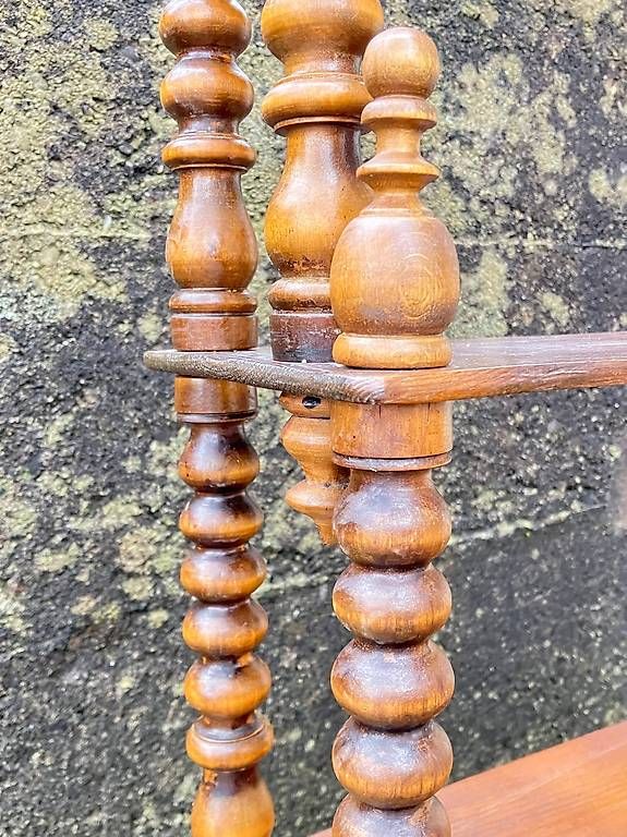 Scaffali: Jugendstil Etagère aus Nussbaumholz – Usato da Horw venduto da luzernicus 4