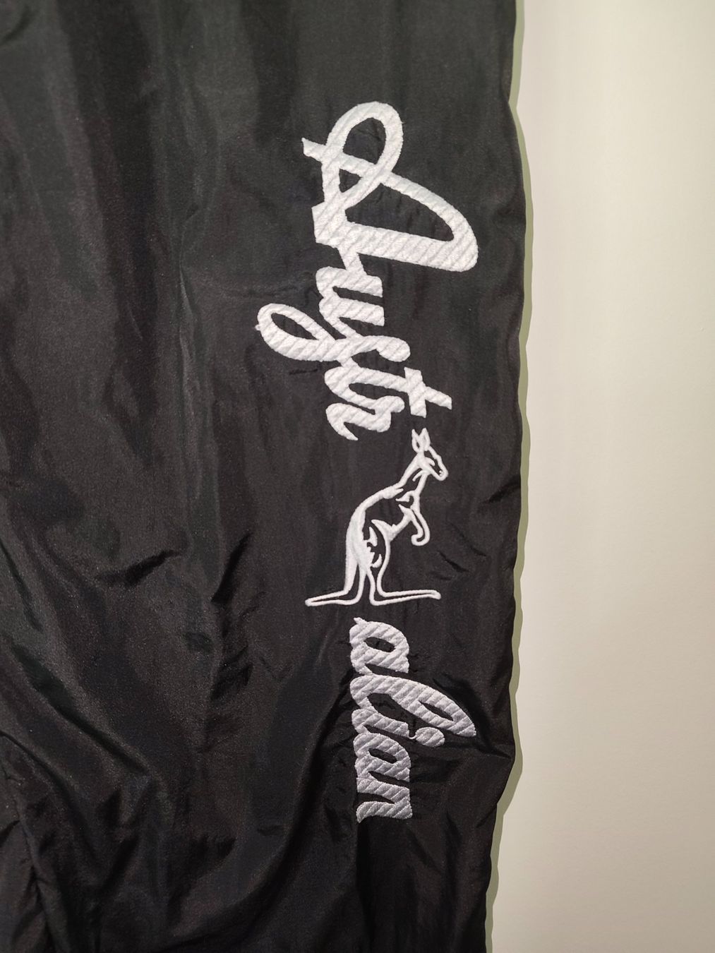 Pantaloni: Pantalon Australian Noir – Usato da Plan-les-Ouates venduto da DALBAC