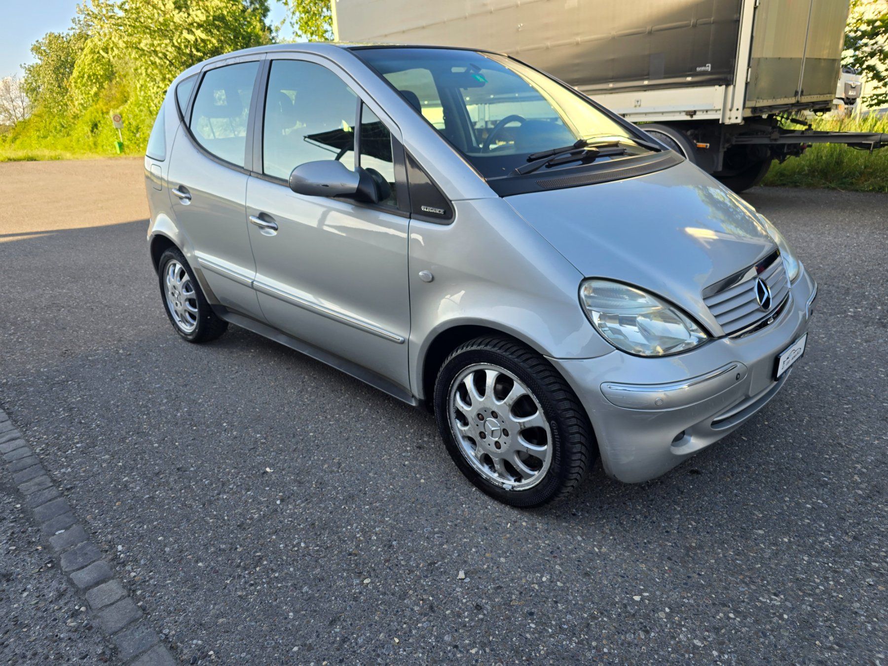 Mercedes-Benz Automobili: Mercedes-Benz A 190 – Usato da Rümlang venduto da garmian 1