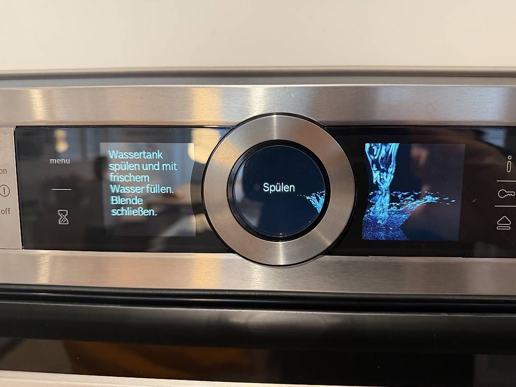 Elettrodomestici da cucina: Bosch Einbau-Backofen mit Dampfunterstützung – Difettoso da Neuenkirch venduto da spielzeuginsel 1
