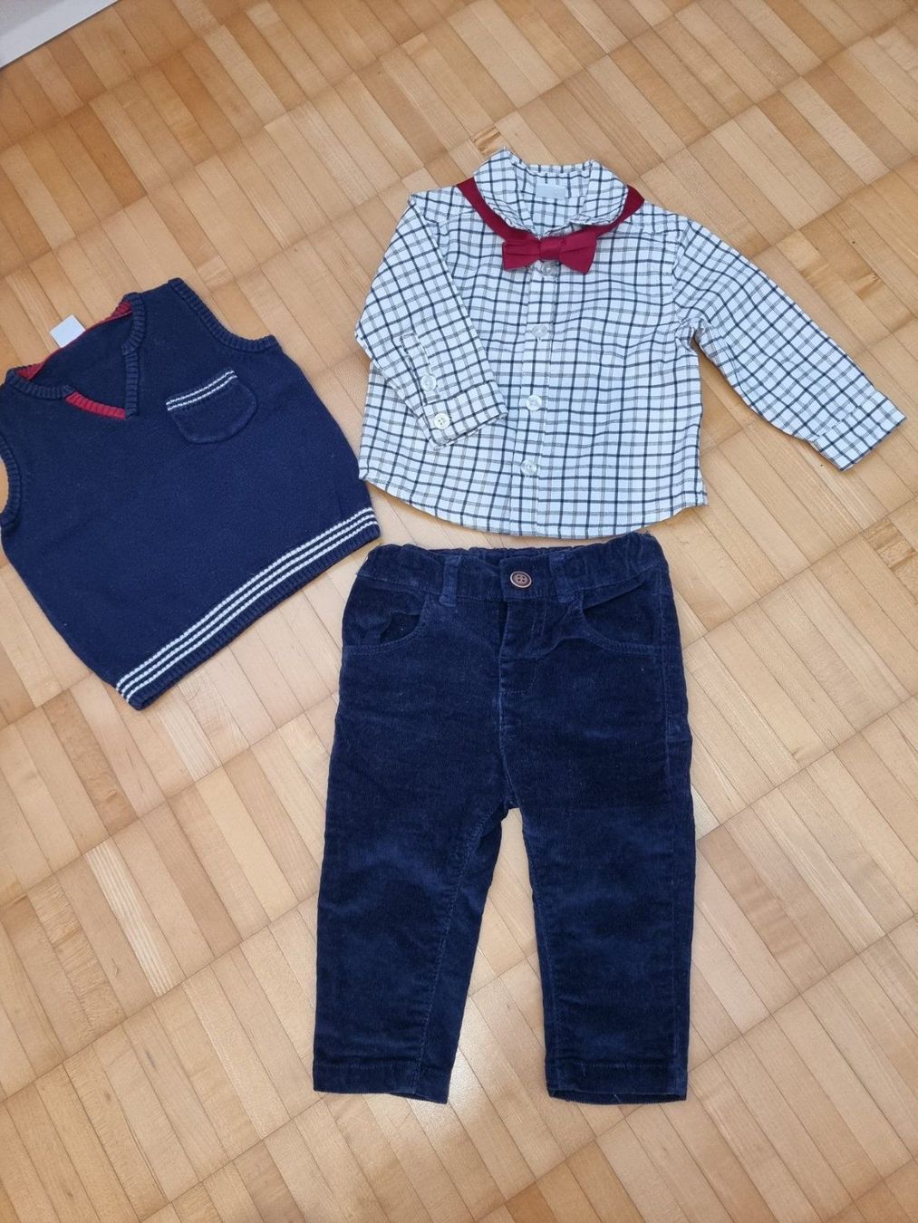 Kleiderpakete & -sets: Baby Kleider-Set, Gr. 68 – Gebraucht aus Oftringen von Tunertune 1