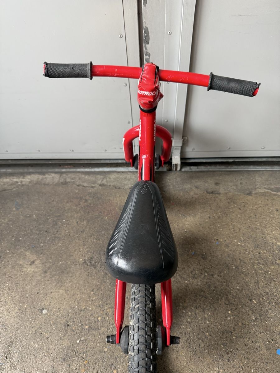 Specialized Biciclette: Specialized Laufrad Hotwalk – Usato da Pfungen venduto da 3LGK158 2