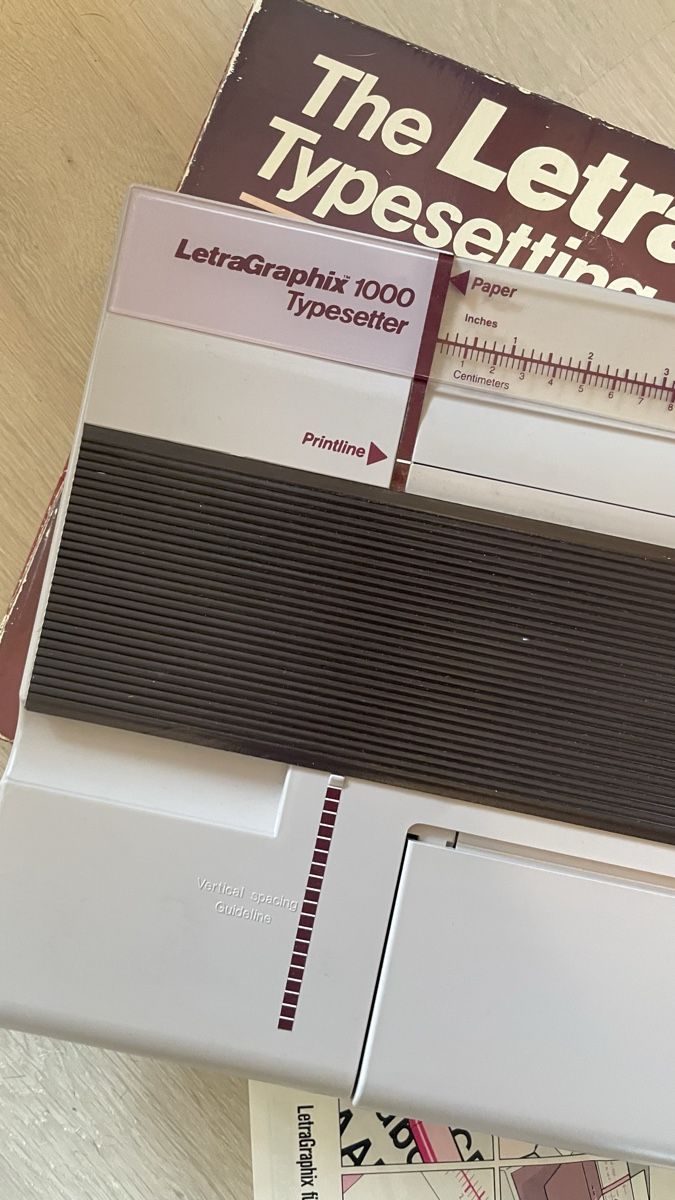 Schreibmaschinen: LetraGraphix Schriftsetzungsystem, Typesetting – Gebraucht aus Zürich von BaharB 6