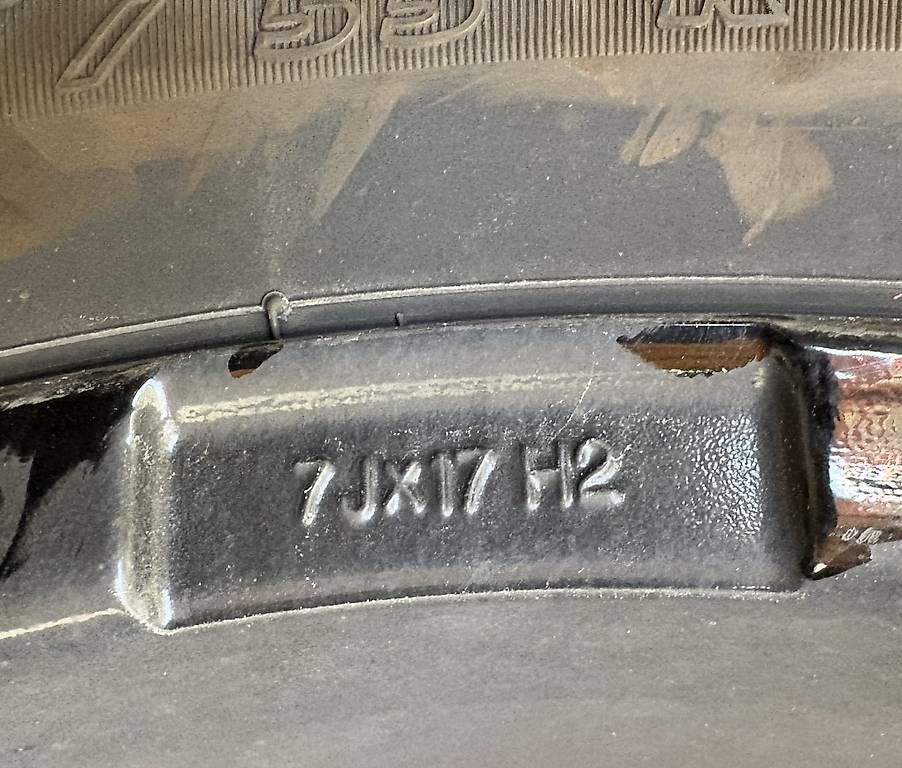 Pneus & Kompletträder: VW T5/T6 Ruote complete / Aluräder – Gebraucht aus Minusio von ret_t8gd 4