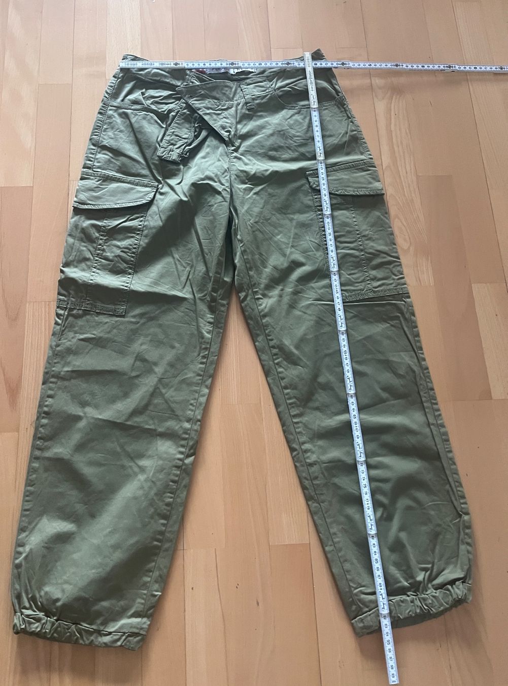 Pantaloni: Sommerhose Please – Usato da Horw venduto da mel_j56q 1