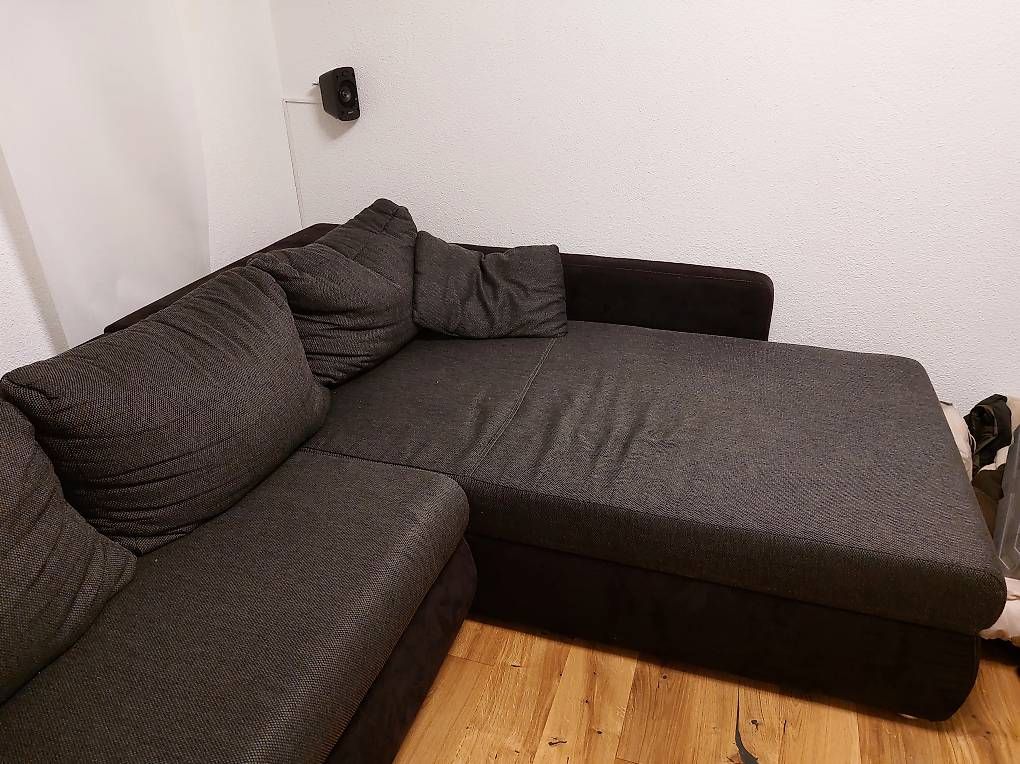 Sofas: Sofa Grau mit Bettfunktion – Gebraucht aus St. Gallen von totoproto 4