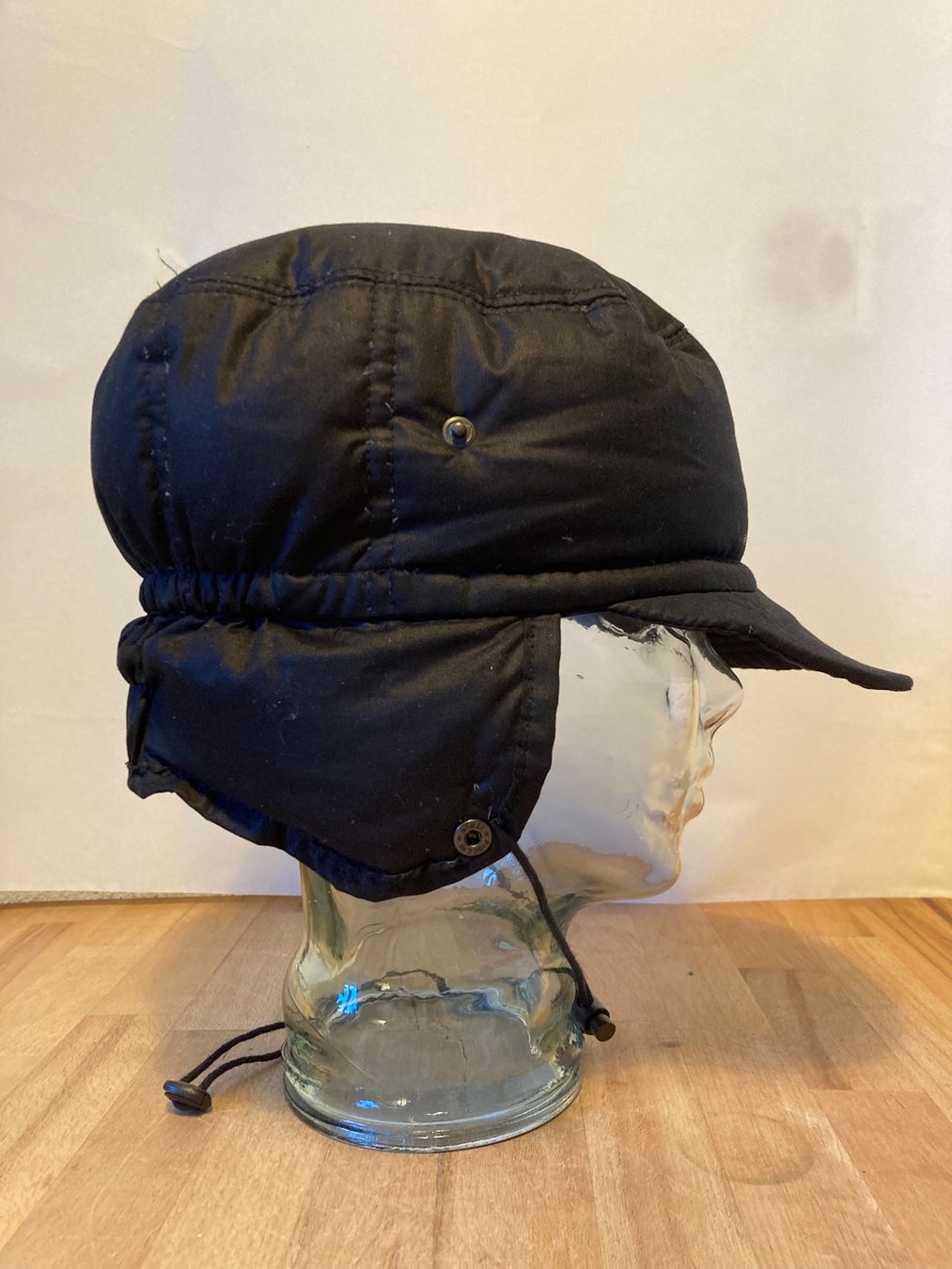 Copricapi, berretti & cappellini: Vintage Y2K Goosed Beanie Compte de Florence – Usato da Zürich venduto da le_souk 4