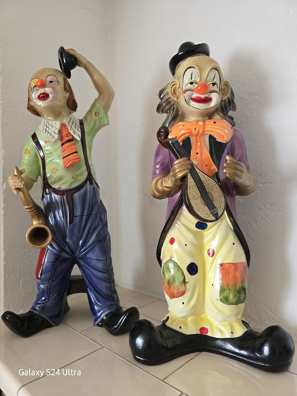 Statuette: Antik Keramikclowns – Usato da Frasnacht venduto da Hambiel