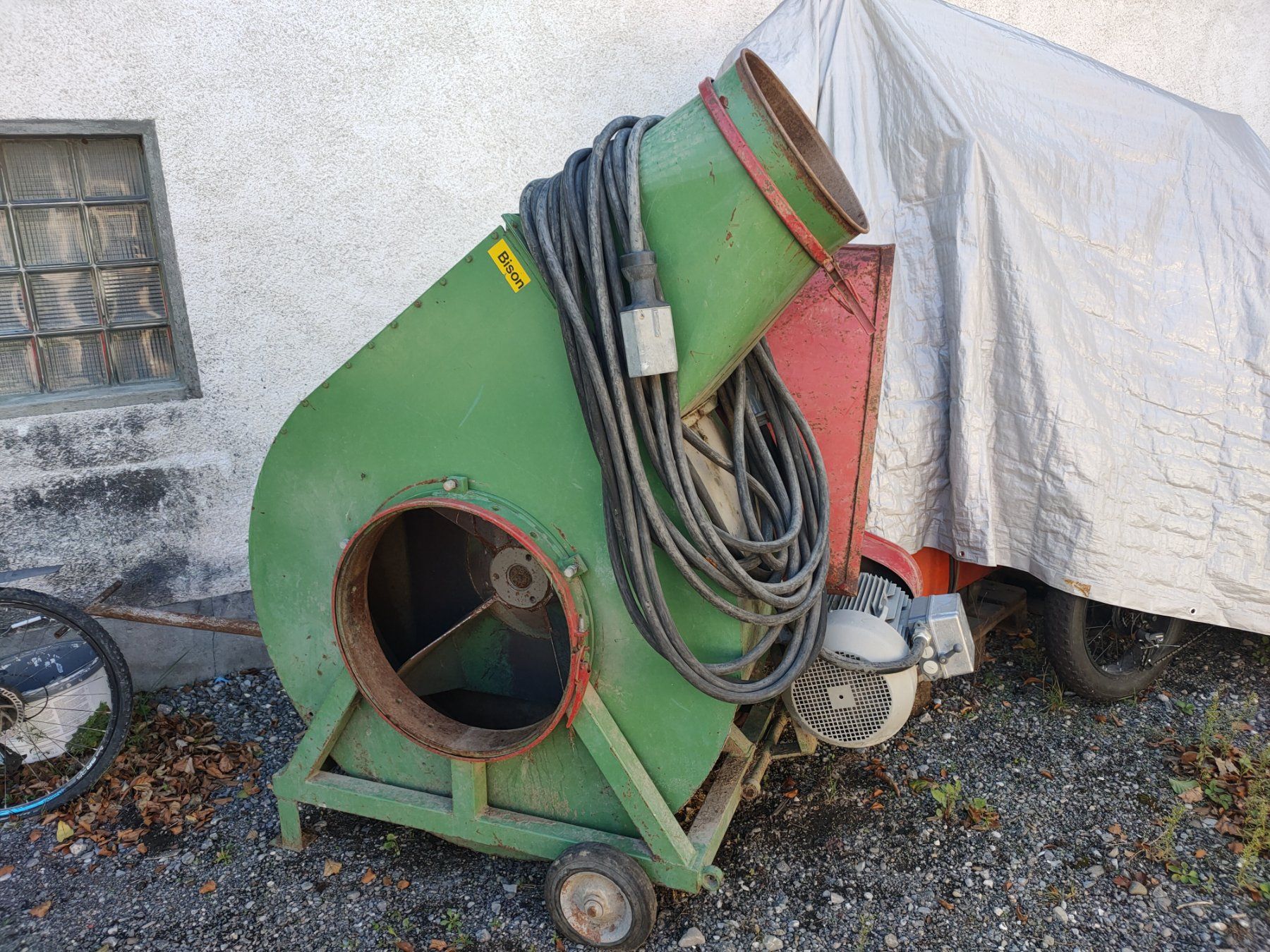 Toutes les machines: Heugebläse Bison – D'occasion à Boll par Sommerlindental