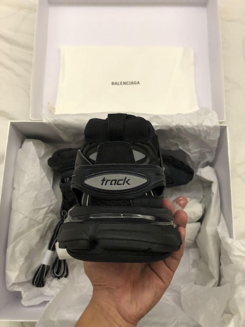 Balenciaga Herrenschuhe: BALENCIAGA Track Sneakers GR/42 – Neu und originalverpackt aus Weinfelden von  2