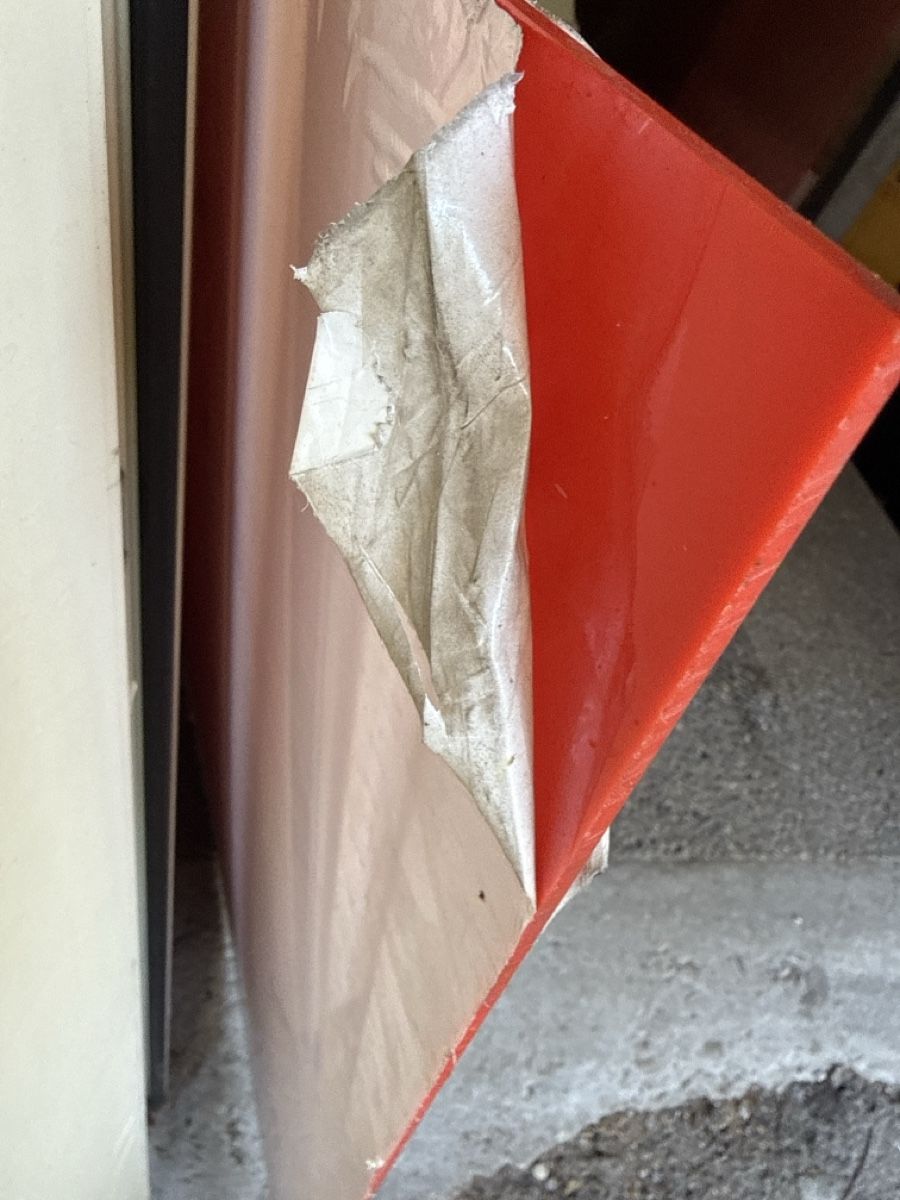 Piatti di portata: Acrylglas Platte Perspex rot – Usato da Langnau i. E. venduto da Acrjl 2