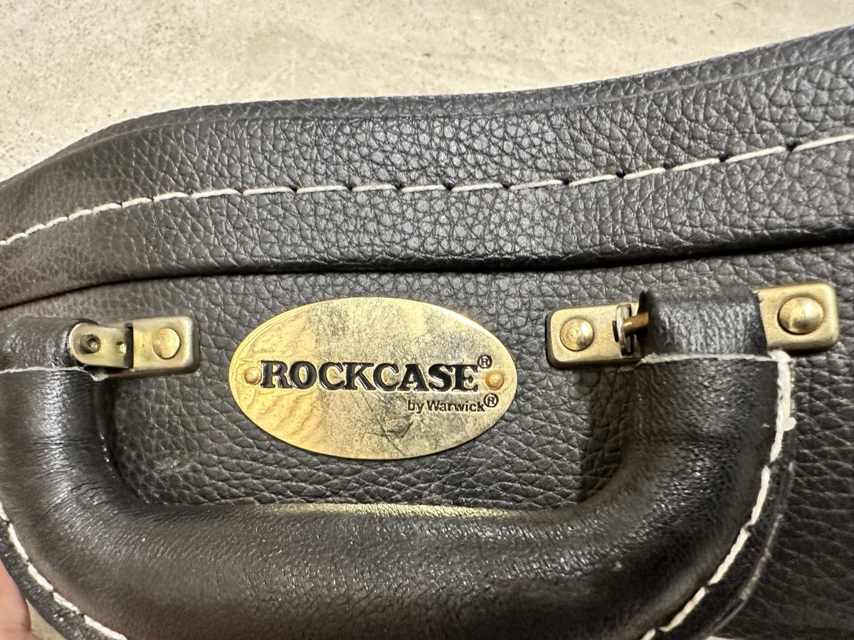 Aria Musikinstrumente: Mandoline Aria Sunburst mit Rockcase Koffer – Gebraucht aus Zürich von Flokke33 6