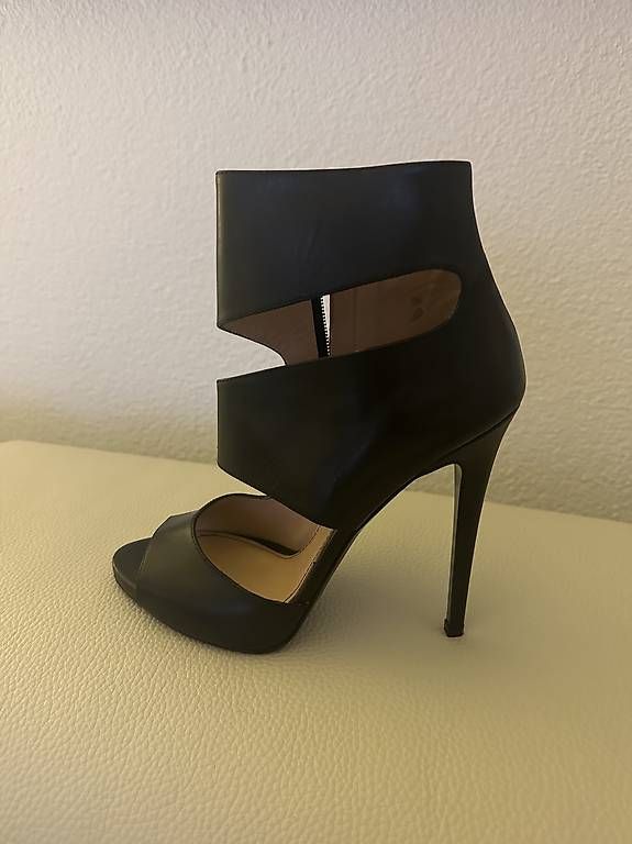Damenschuhe: High Heels – Neu (gemäss Beschreibung) aus Dübendorf von Martha06