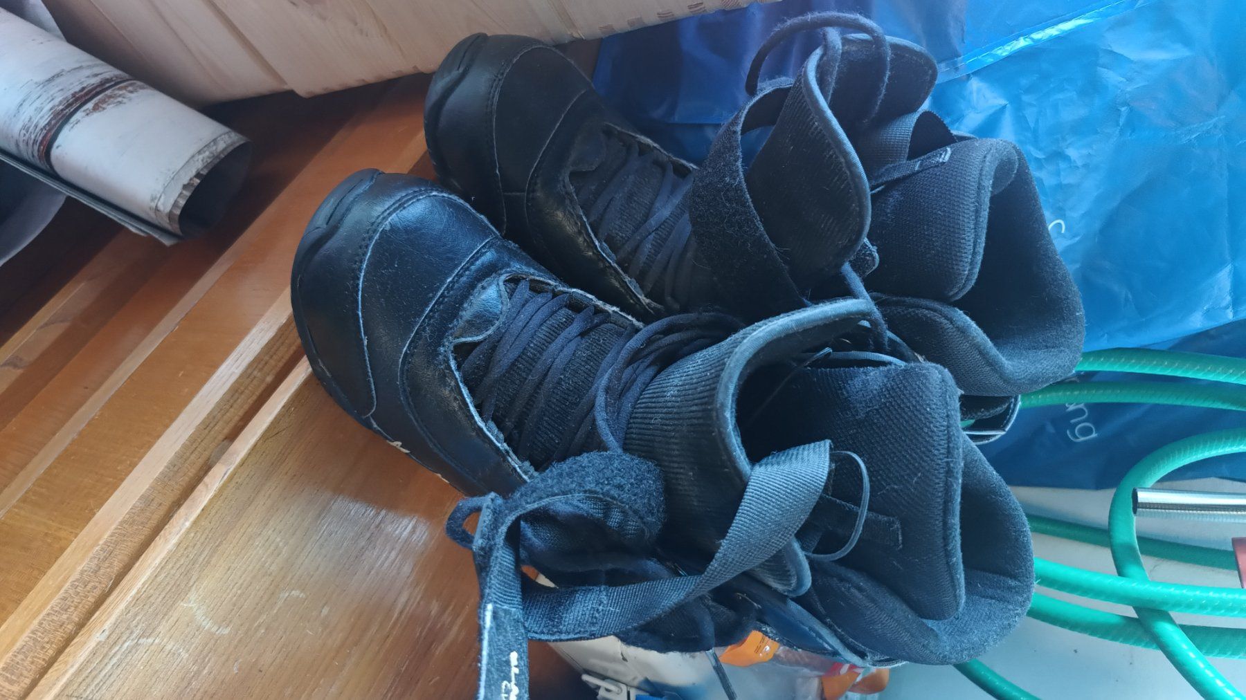 Scarpe da donna: Snowboard boots – Usato da Cham venduto da AriannaG 2