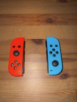 Nintendo Switch Joy-Con rot und blau 